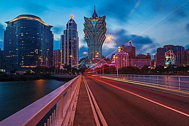 Epic移动版喜加二 《星战：旧共和国武士》1&2免费领